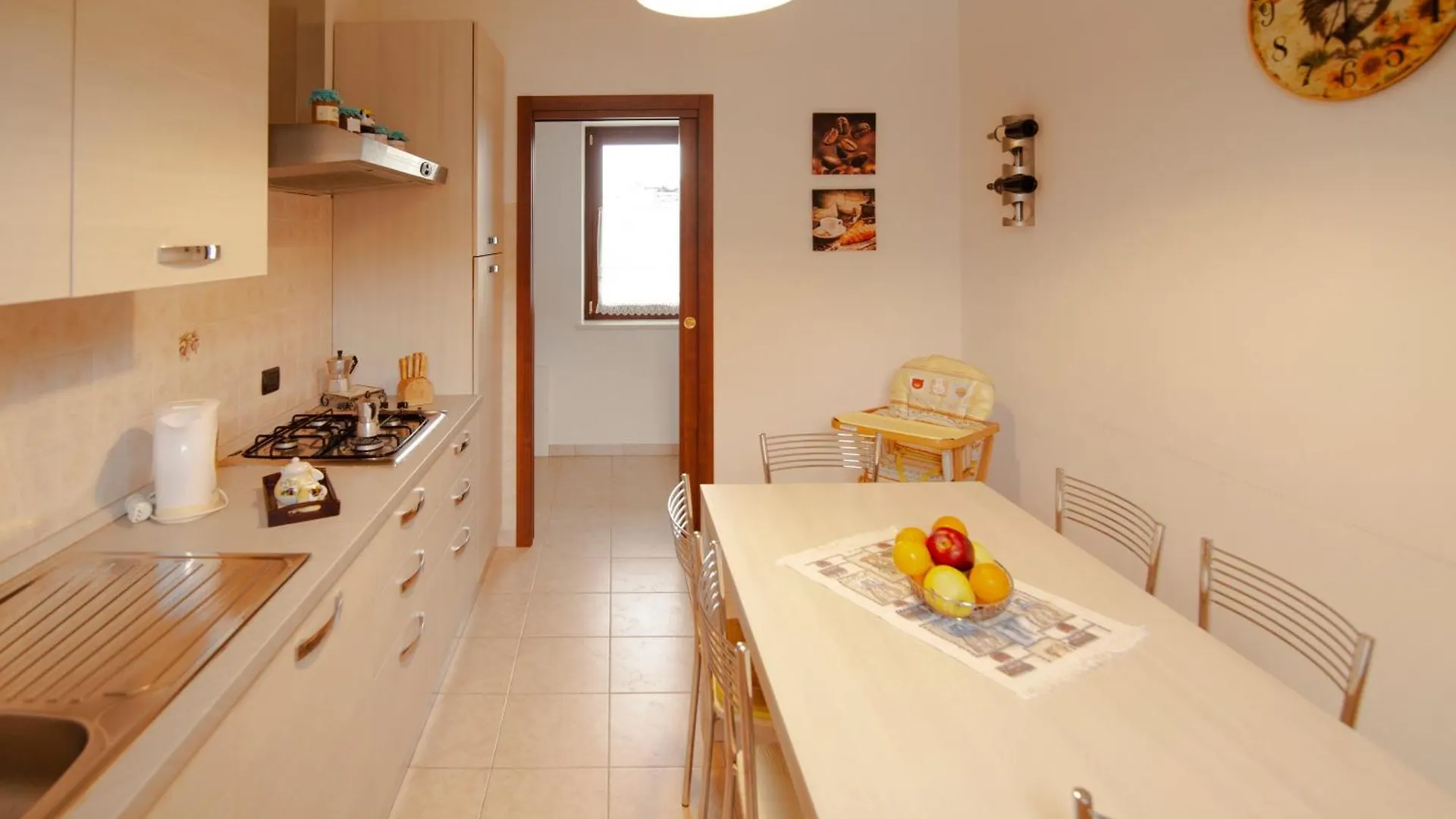 La Finestra Sul Castello Hotel Soave  3*, Soave (Verona)